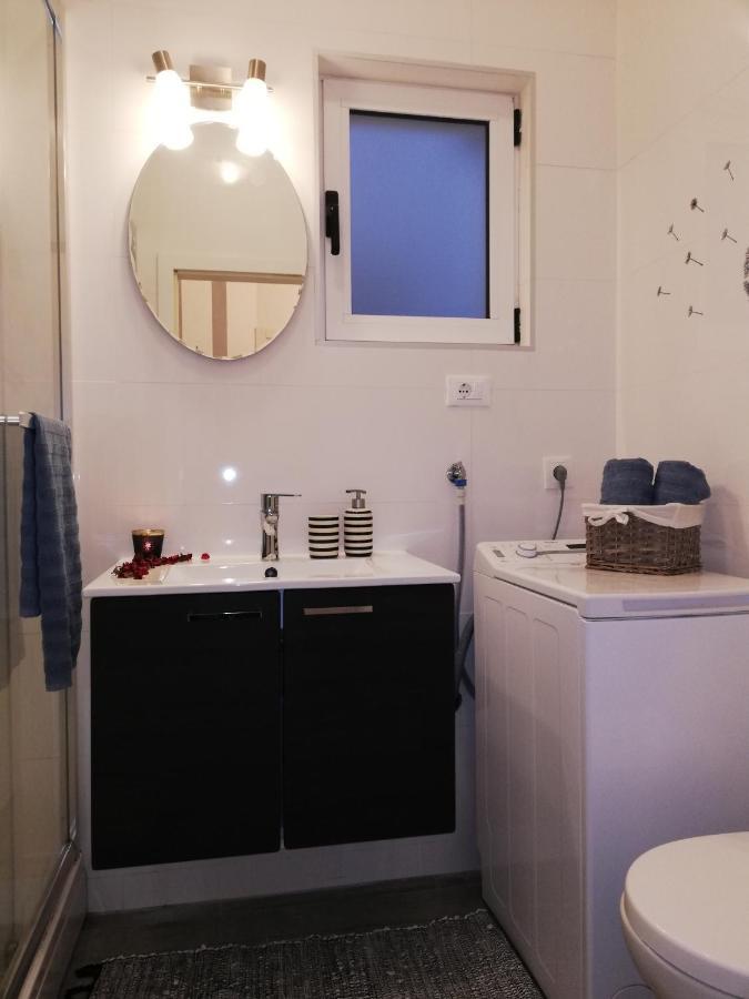 فندق Apartman Komadina ماكارسكا المظهر الخارجي الصورة