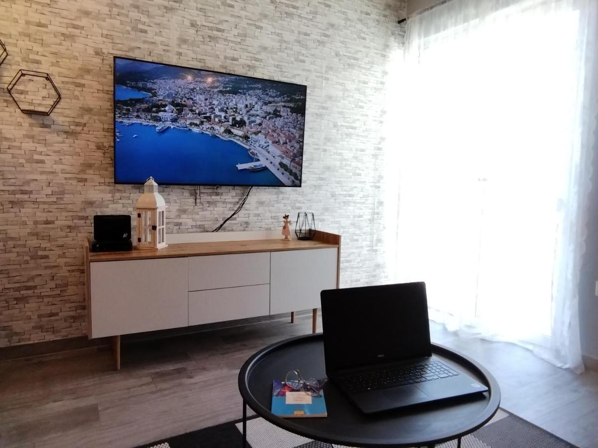 فندق Apartman Komadina ماكارسكا المظهر الخارجي الصورة